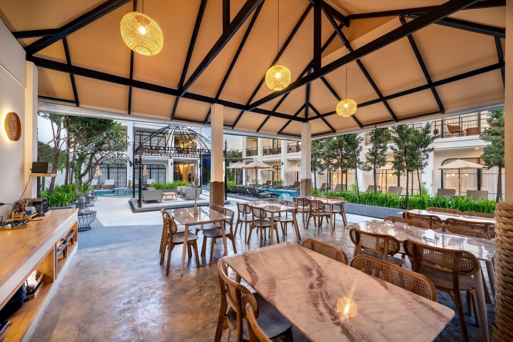 Ai Pai Hotel Exterior photo